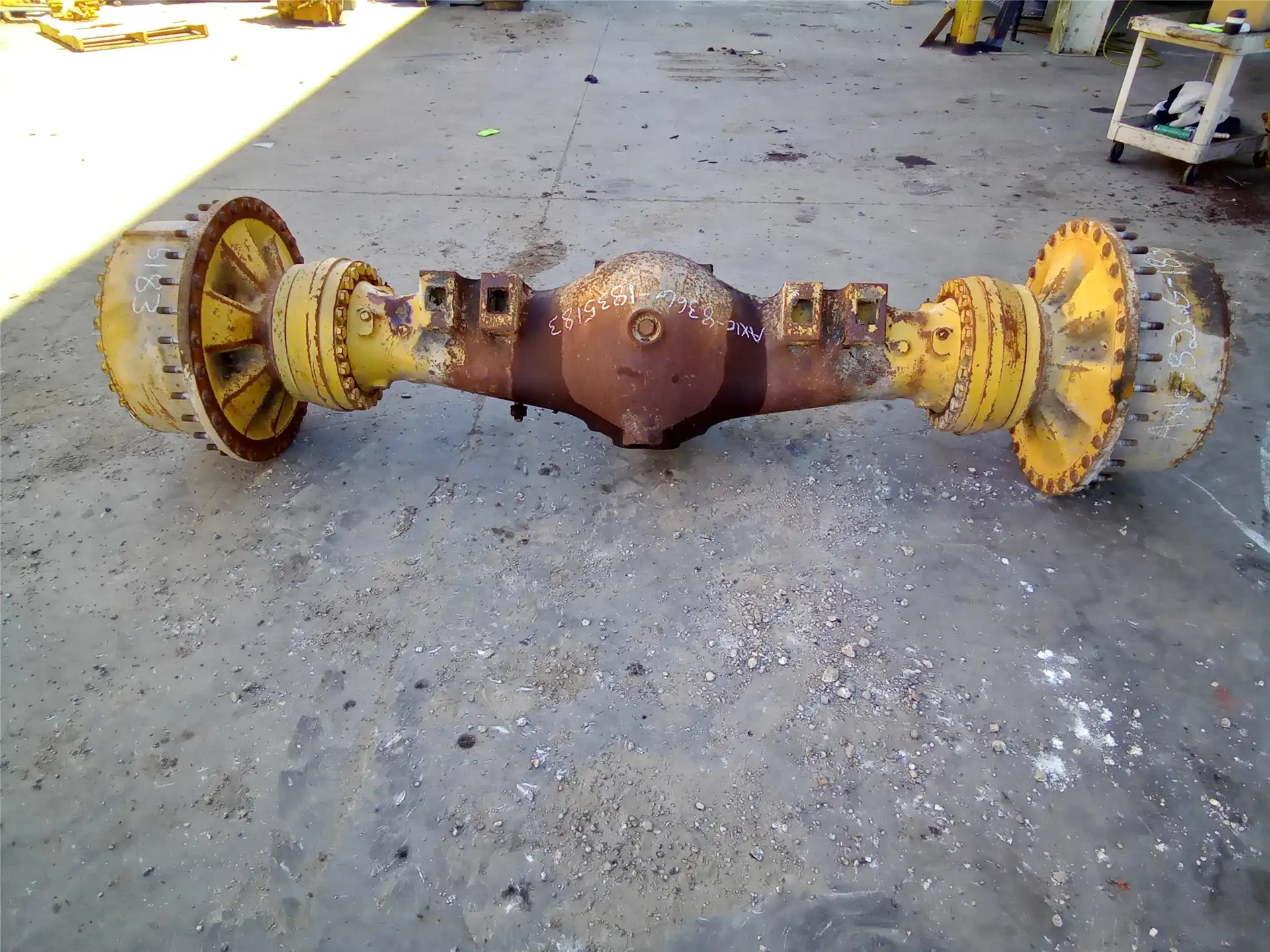 USED FIXED AXLE image 3