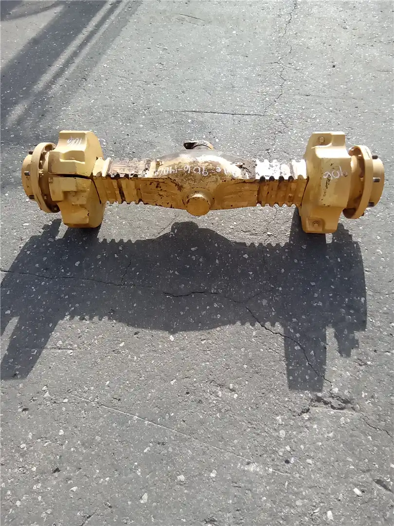 USED FRONT AXLE image 2