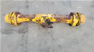 USED FRONT AXLE image 2