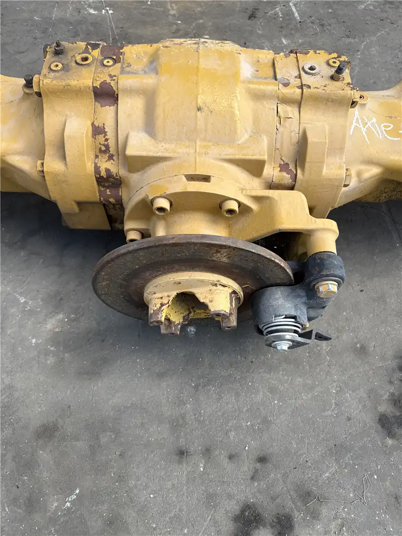 USED FRONT AXLE image 2