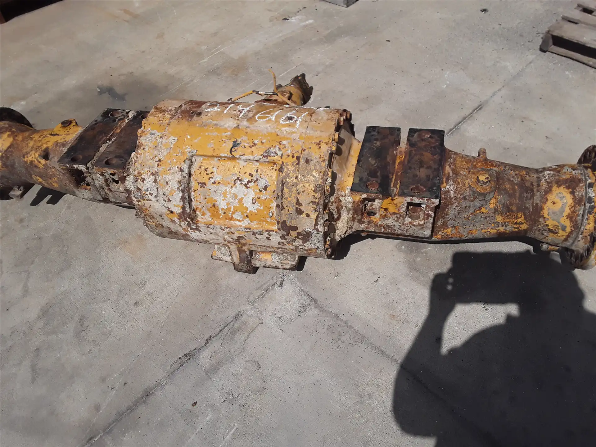 USED AXLE AR-FIXED indicator image 1