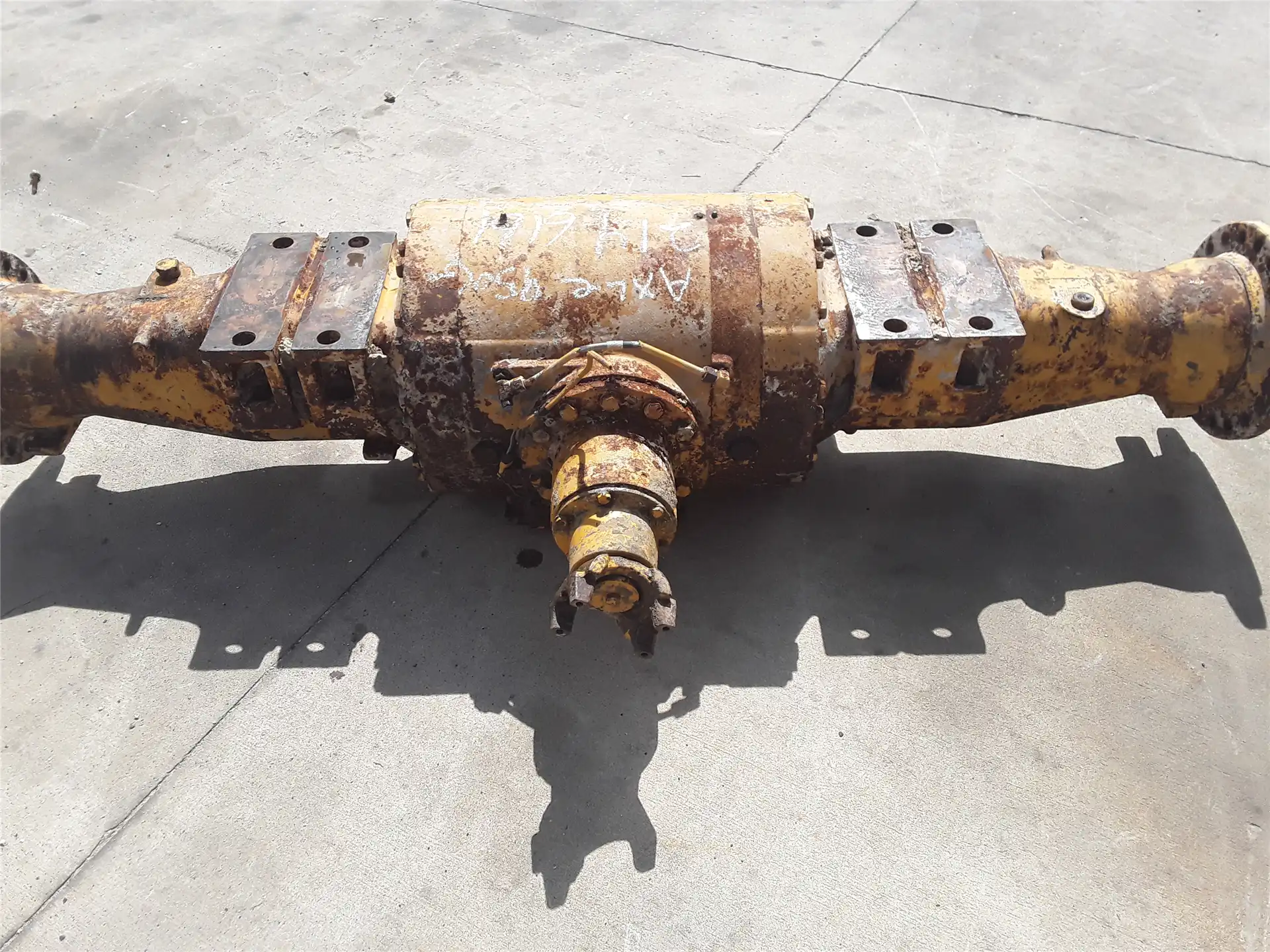 USED AXLE AR-FIXED image 2