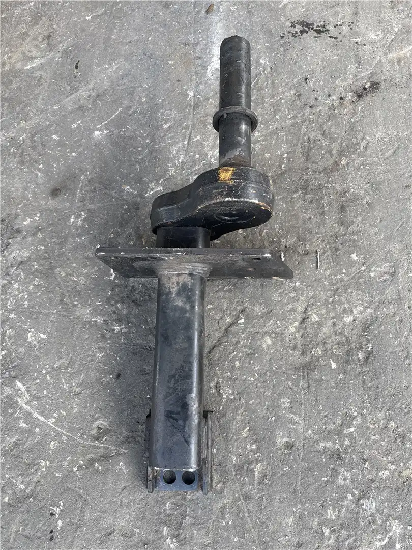 USED FRONT RH AXLE indicator image 1