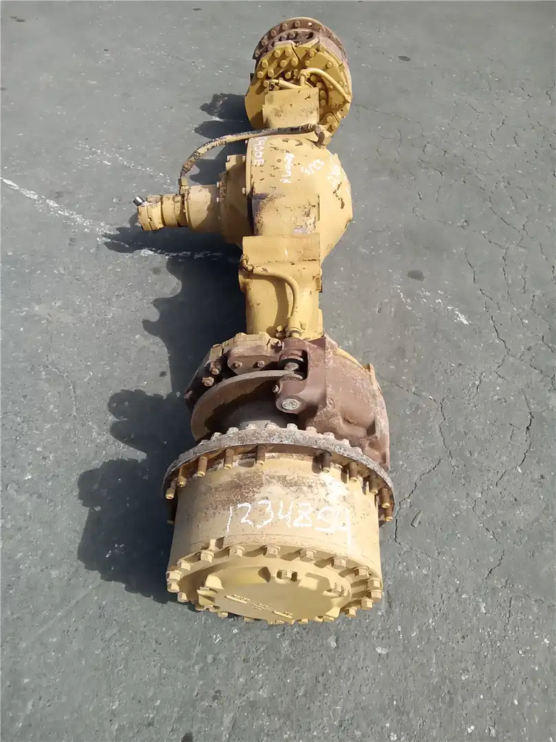 USED REAR AXLE image 4