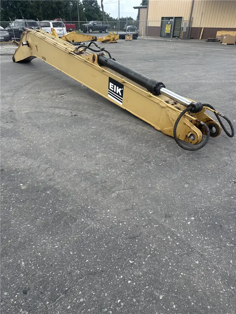 USED 30FT BOOM image 4