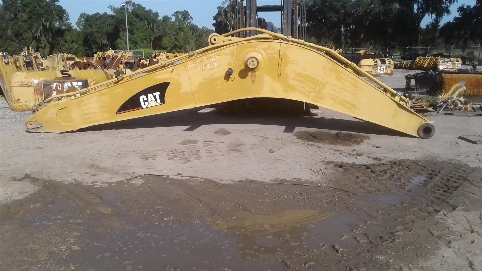 USED BOOM indicator image 1