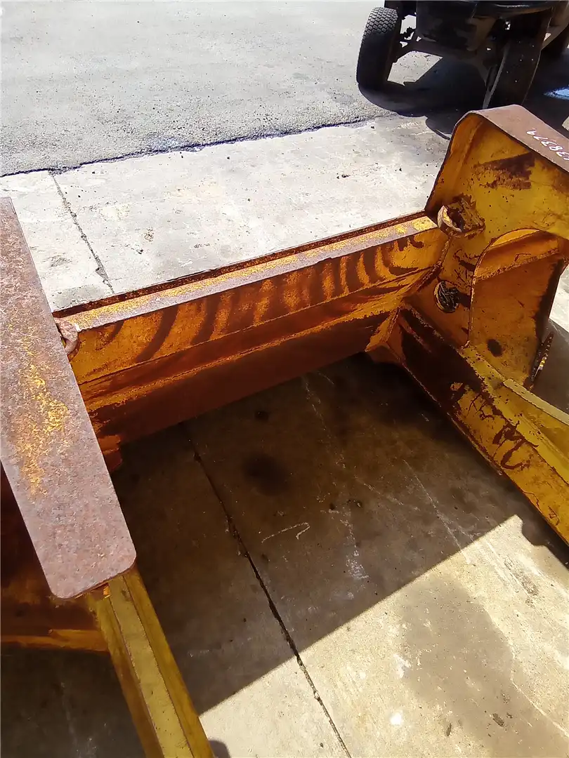 USED 105INCH BLADE image 3