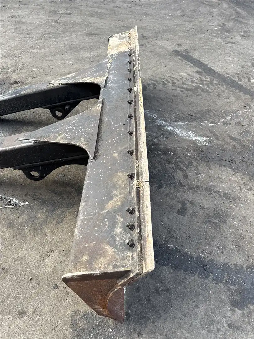 USED 98IN BLADE image 4