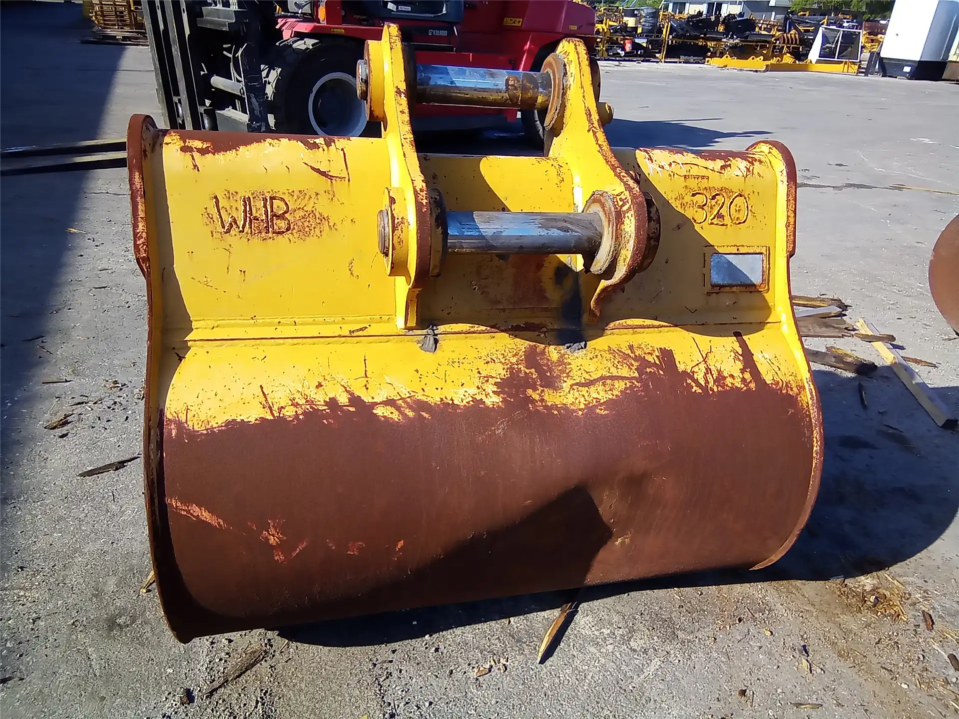 USED 56 INCH BUCKE image 7
