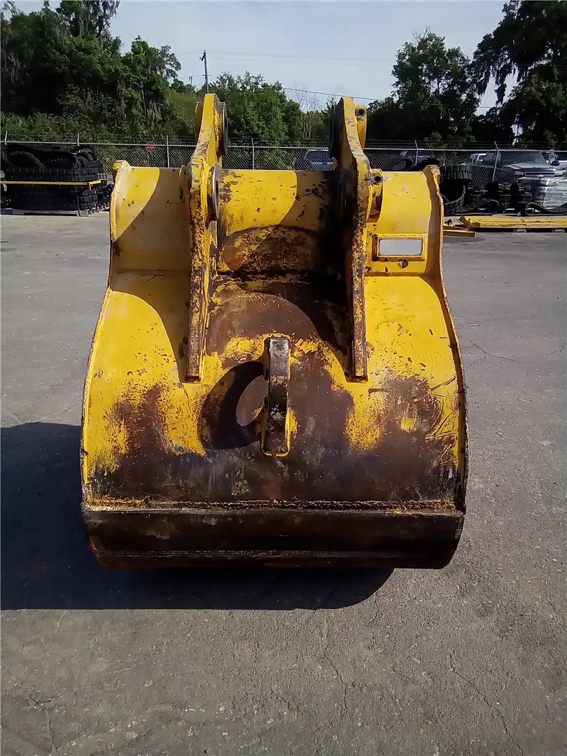 USED 48INCH BUCKET image 4