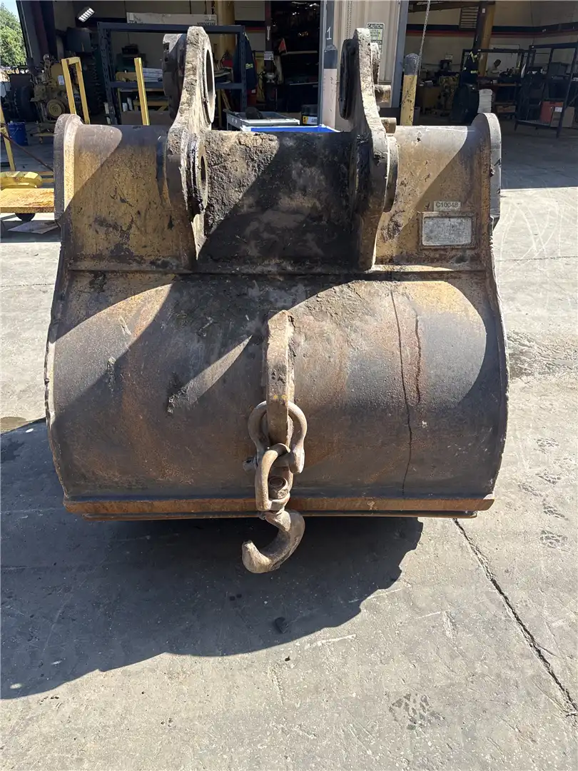 USED 53INCH BUCKET image 2