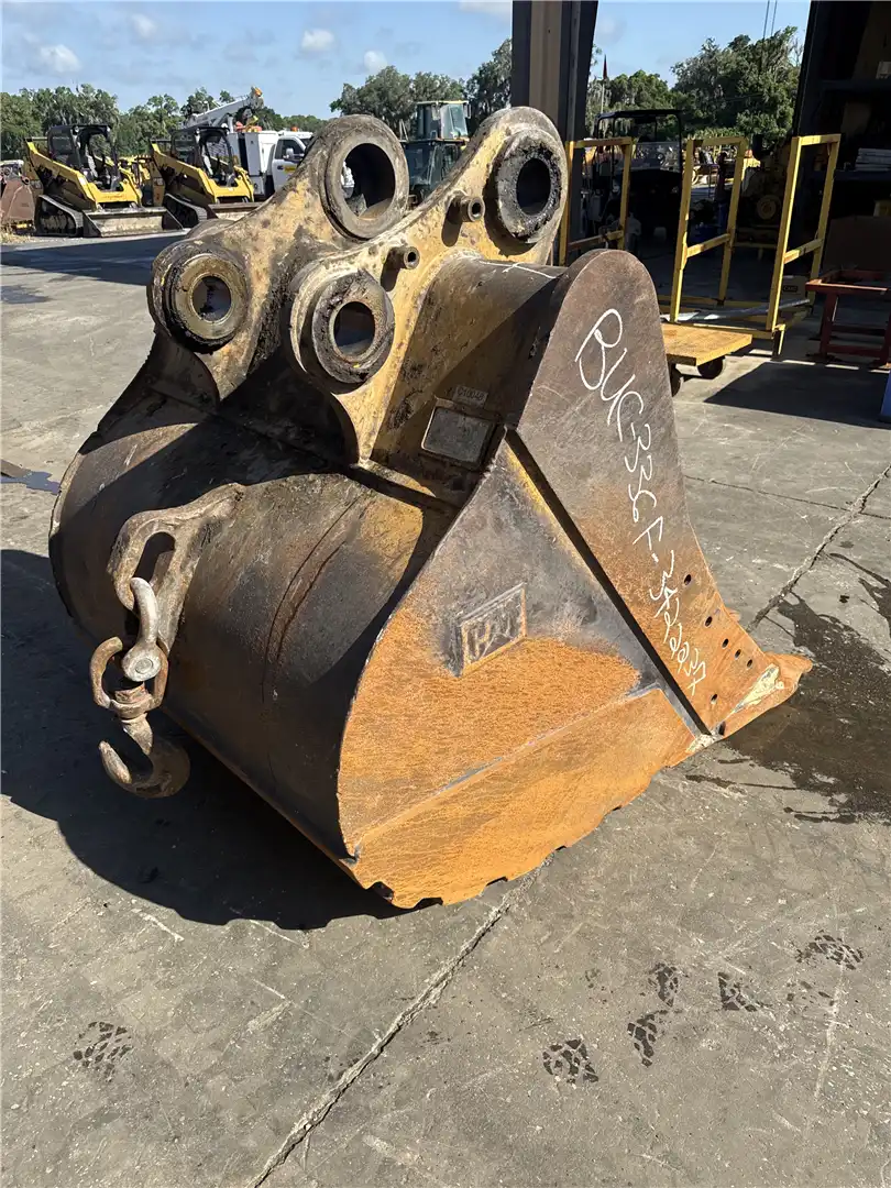 USED 53INCH BUCKET image 3
