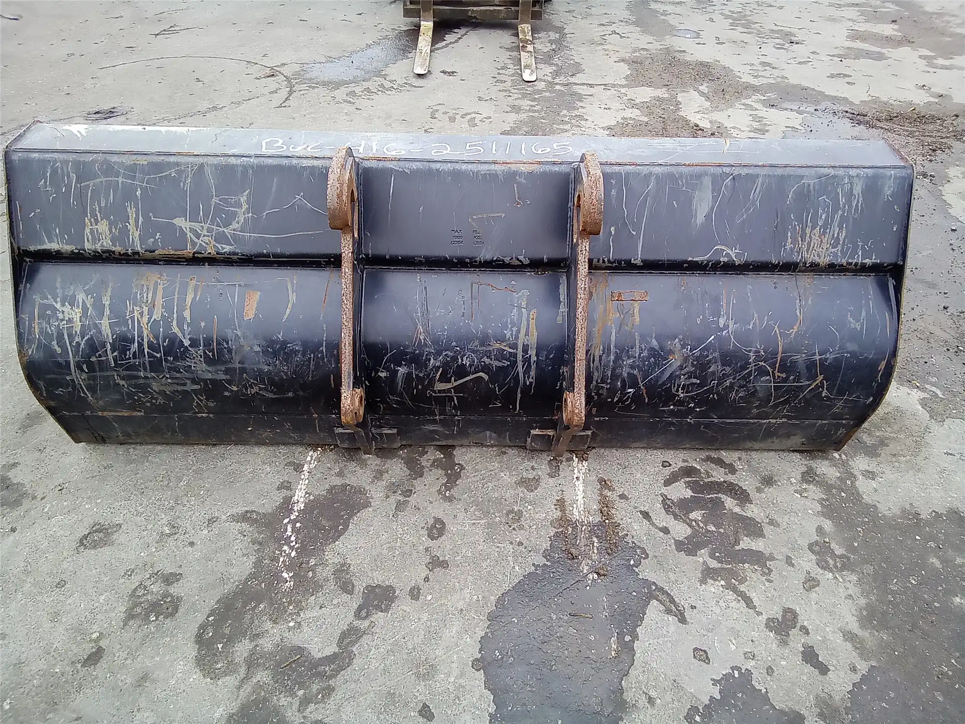 USED 94IN BUCKET indicator image 1