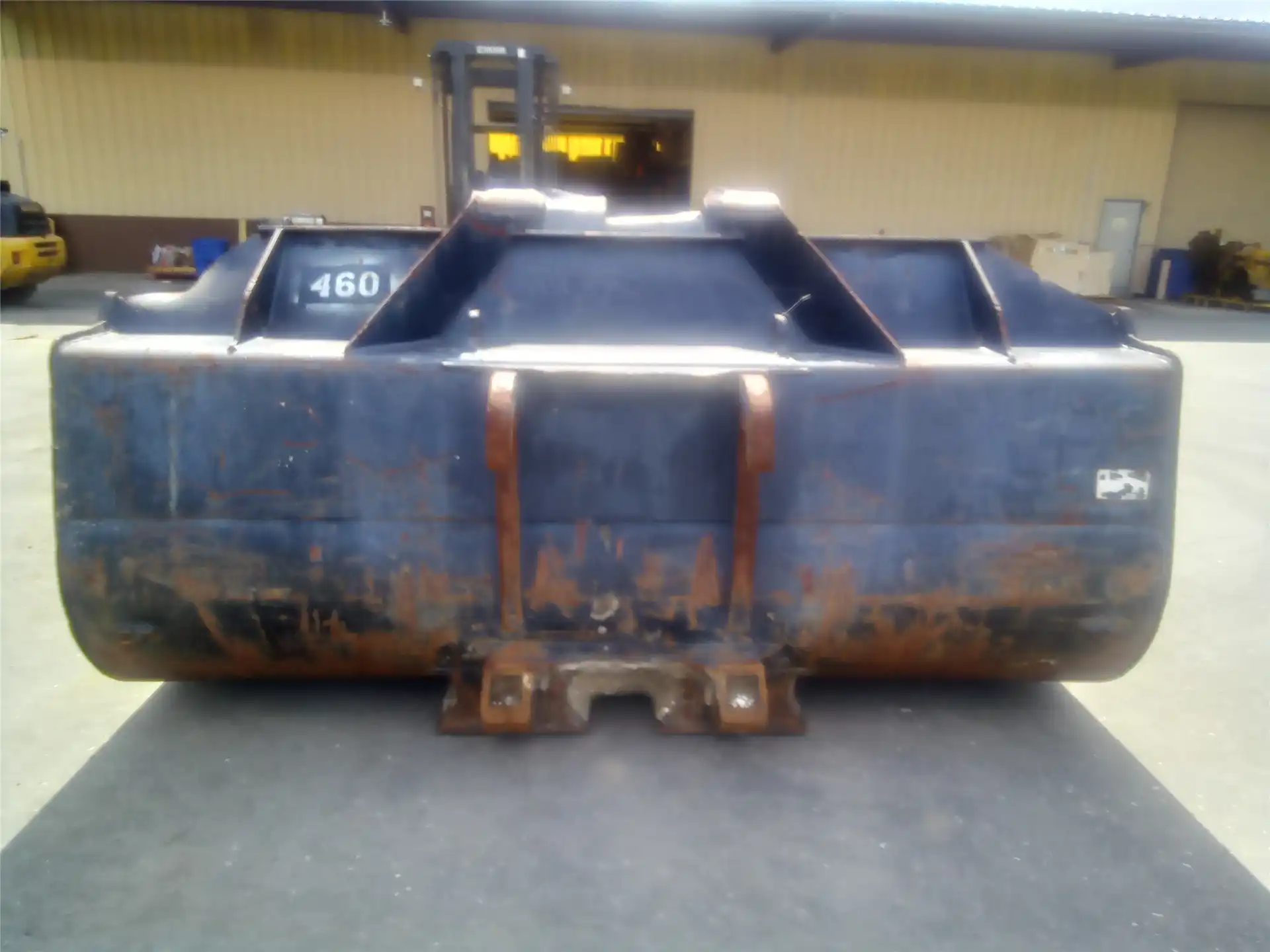 USED 115INCH BUCKE image 7