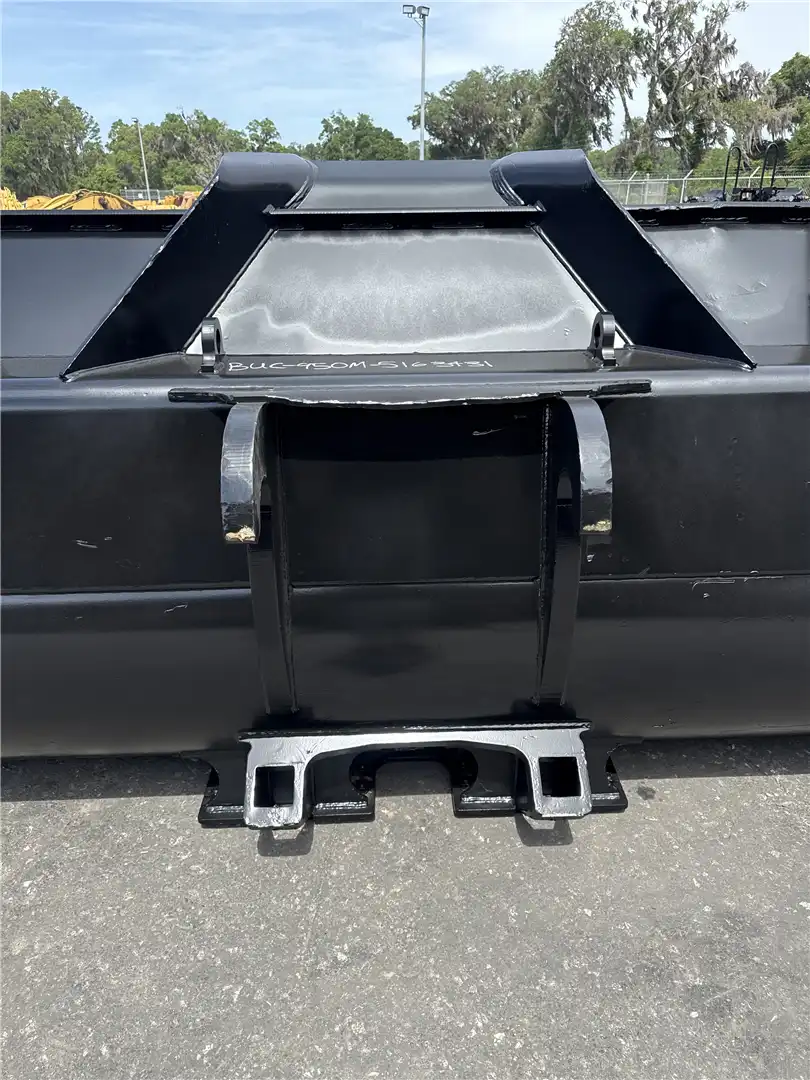 USED 115 IN BUCKET image 4