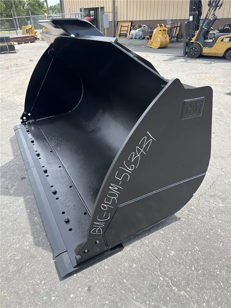 USED 115 IN BUCKET image 3