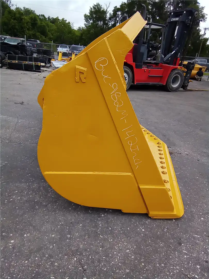 USED BUCKET GP image 4