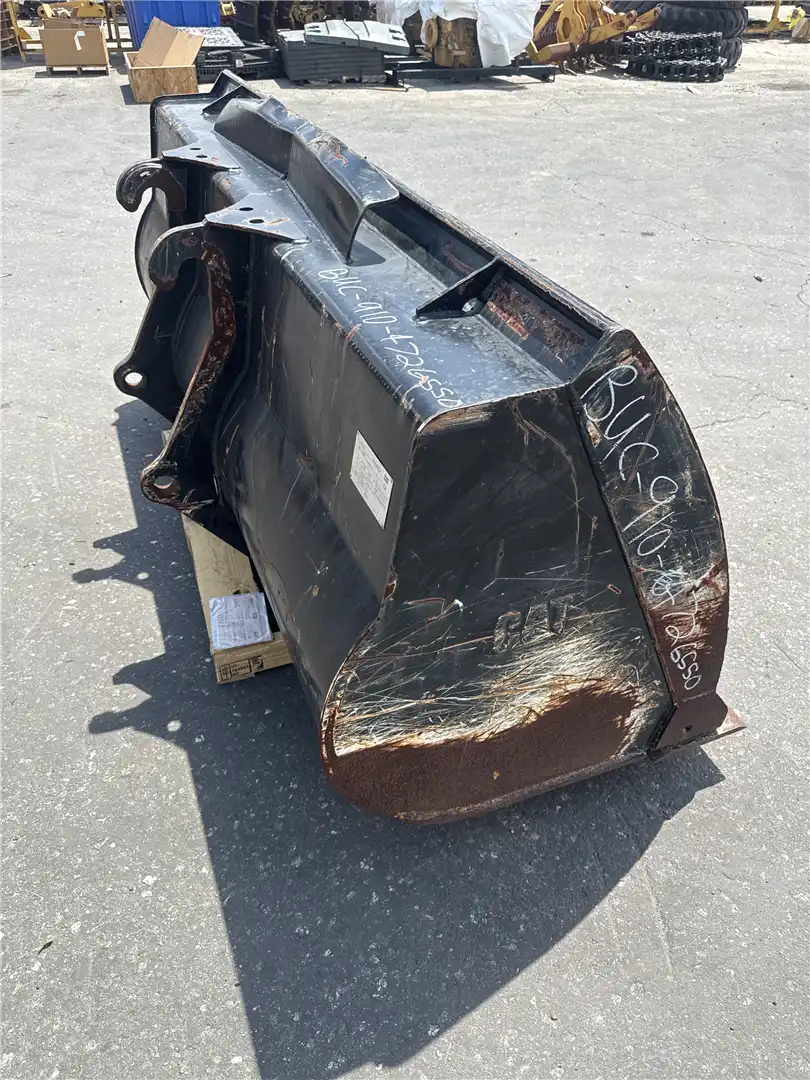 USED 94IN BUCKET image 2
