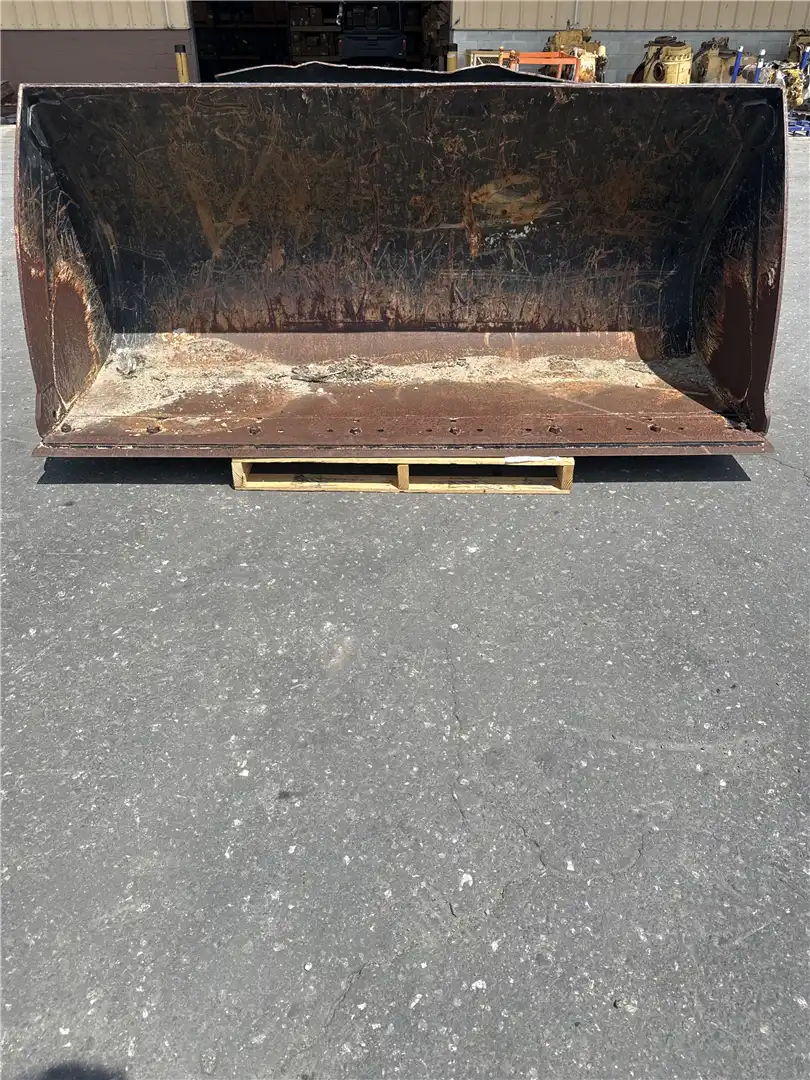 USED 94IN BUCKET image 4