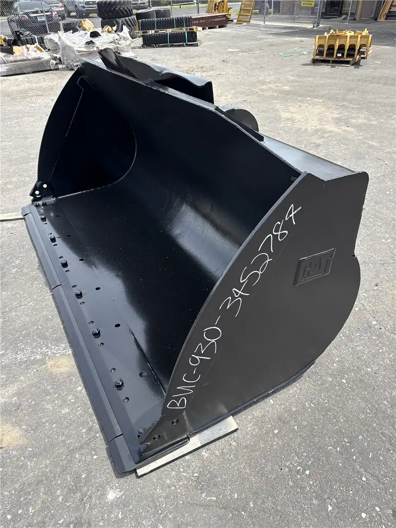 USED 108 IN BUCKET image 3