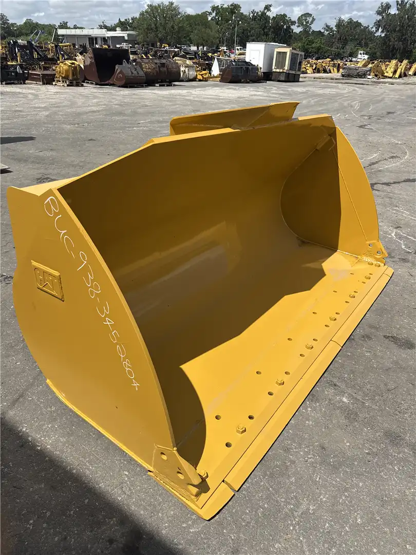 USED 107IN BUCKET image 2