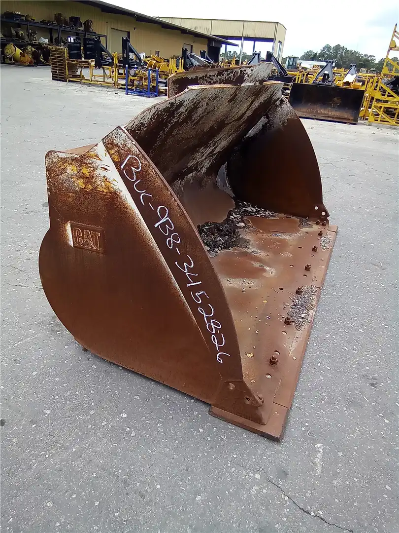 USED 108INCH BUCKE image 2