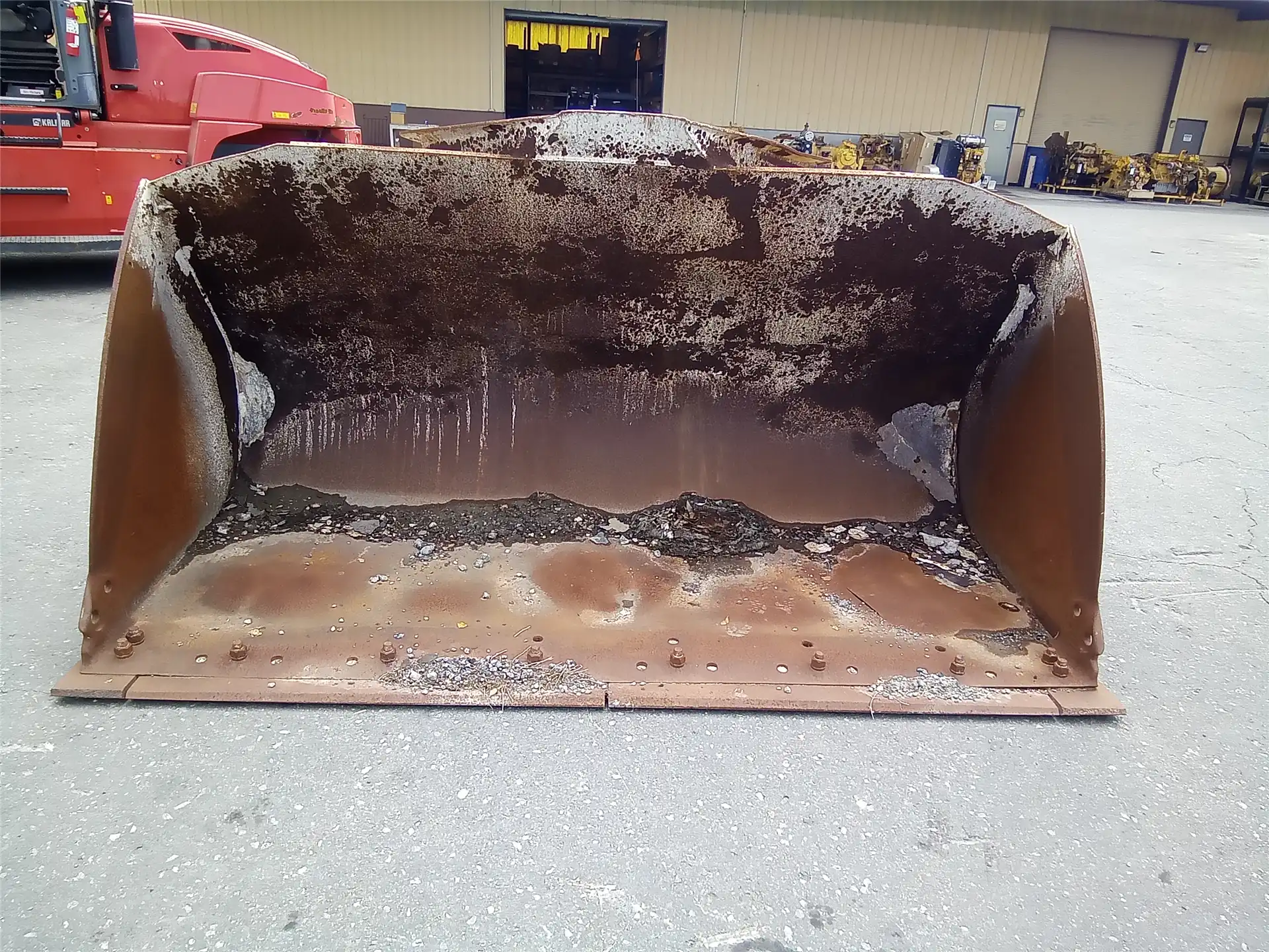 USED 108INCH BUCKE image 3