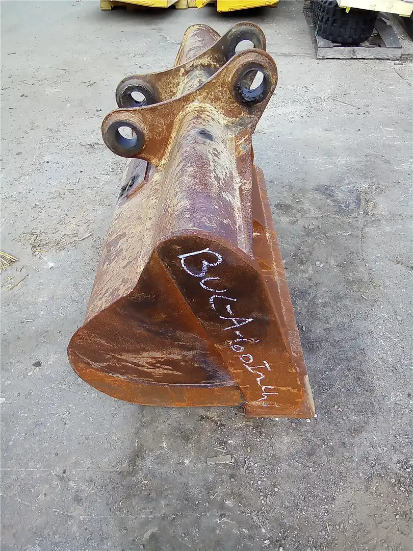 USED 60INCH BUCKET image 4