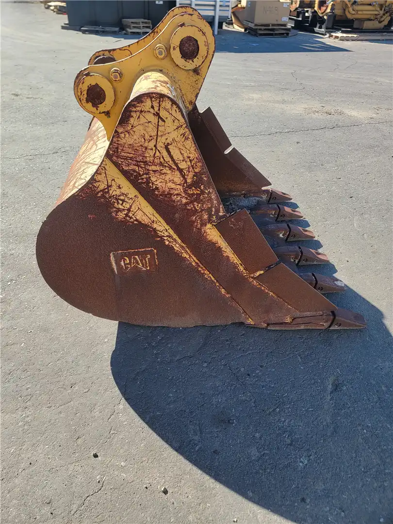 USED 60INCH BUCKET image 2