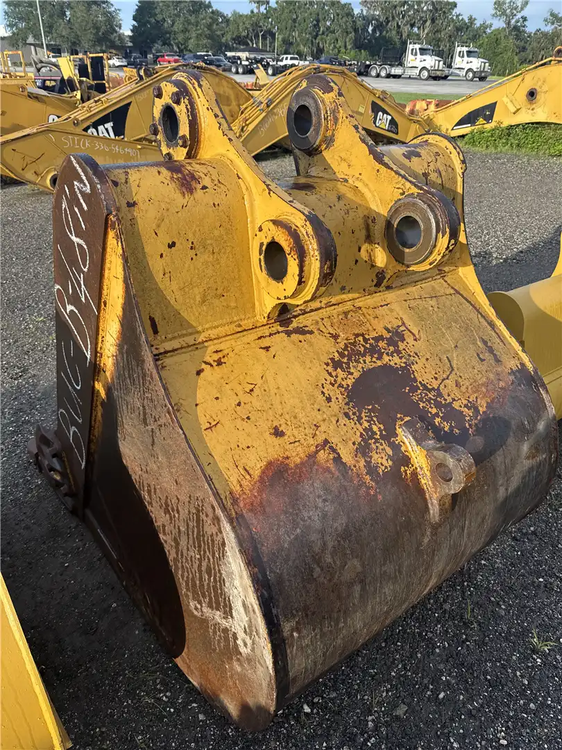 USED 48INCH BUCKET image 2