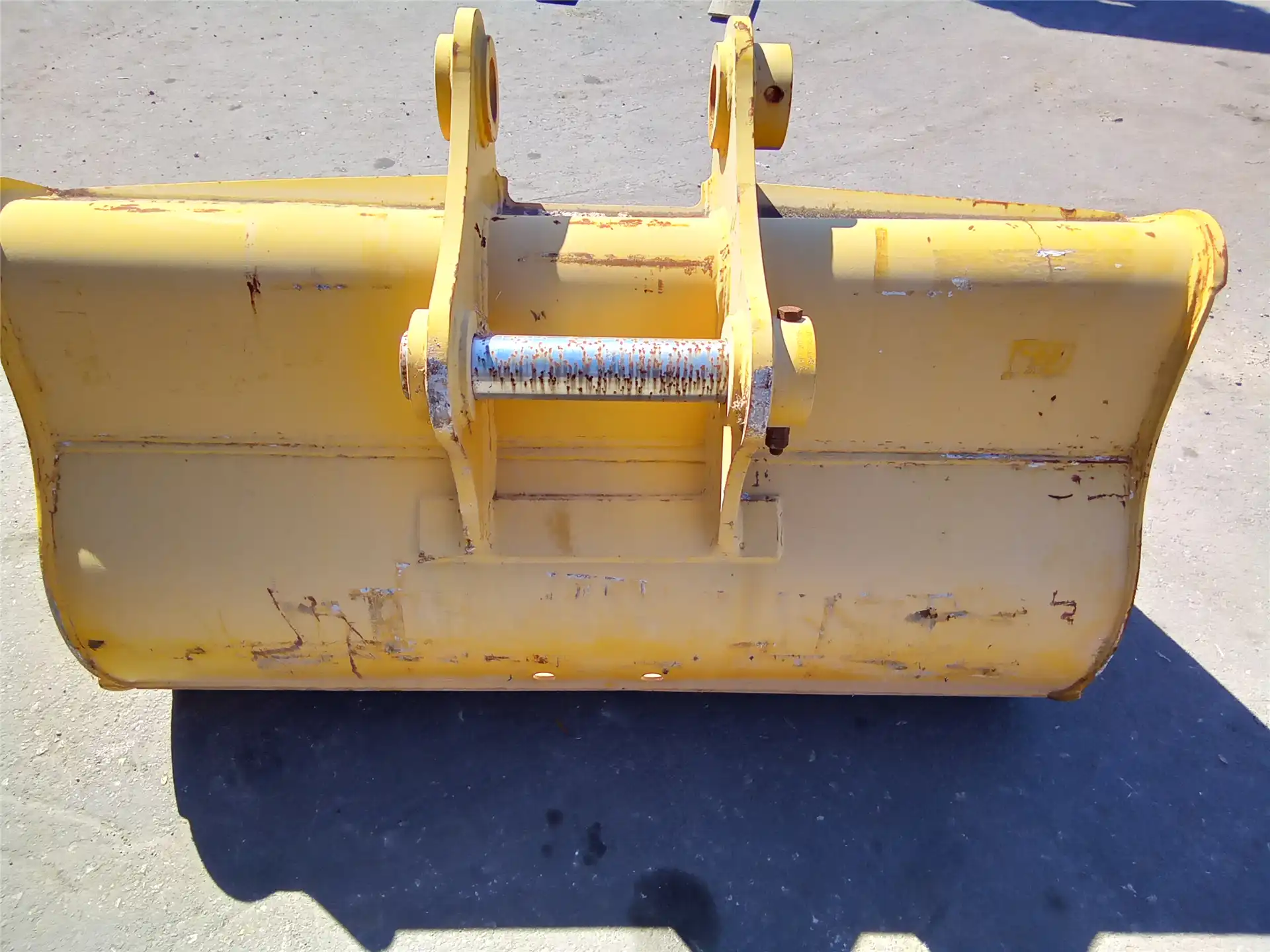 USED 68INCH BUC image 2