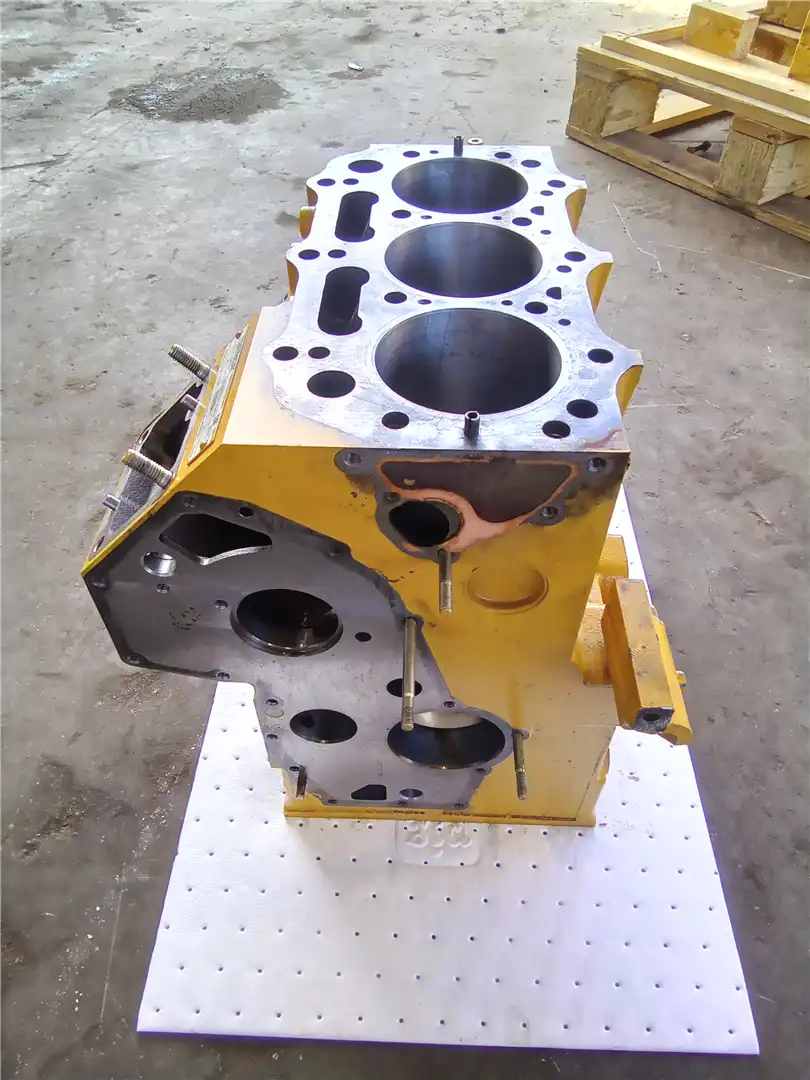 USED CYL BLOCK image 2