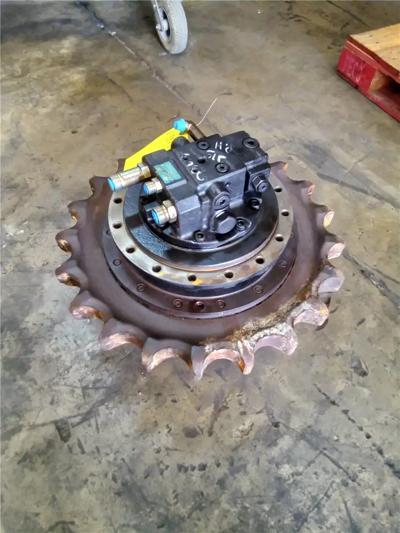 USED FINAL DRIVE image 2
