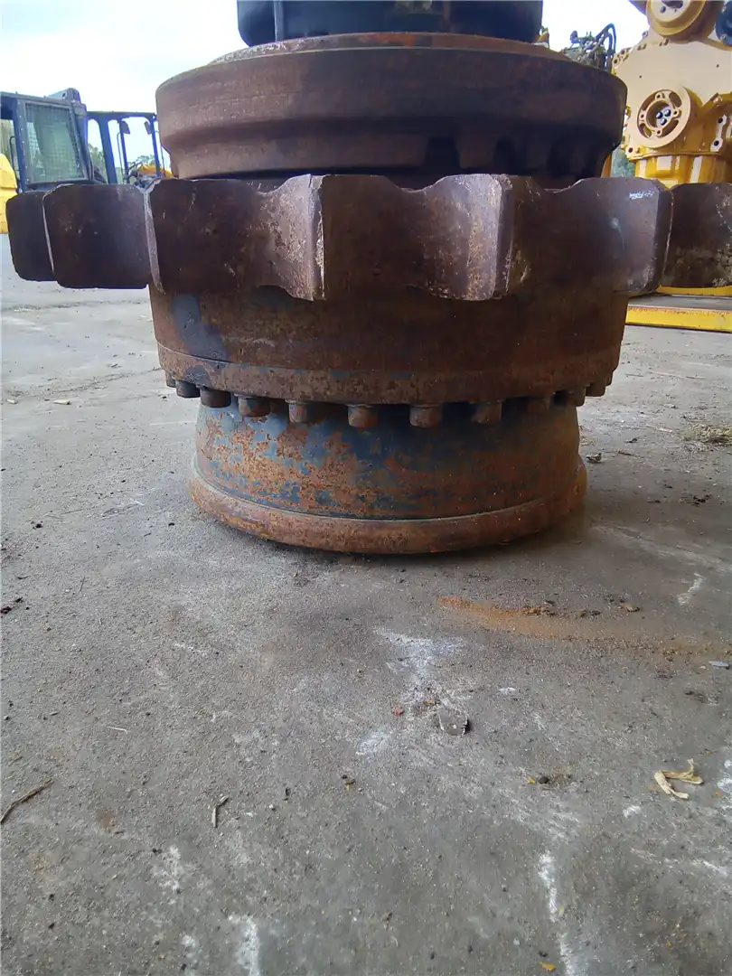 USED FINAL DRIVE image 4