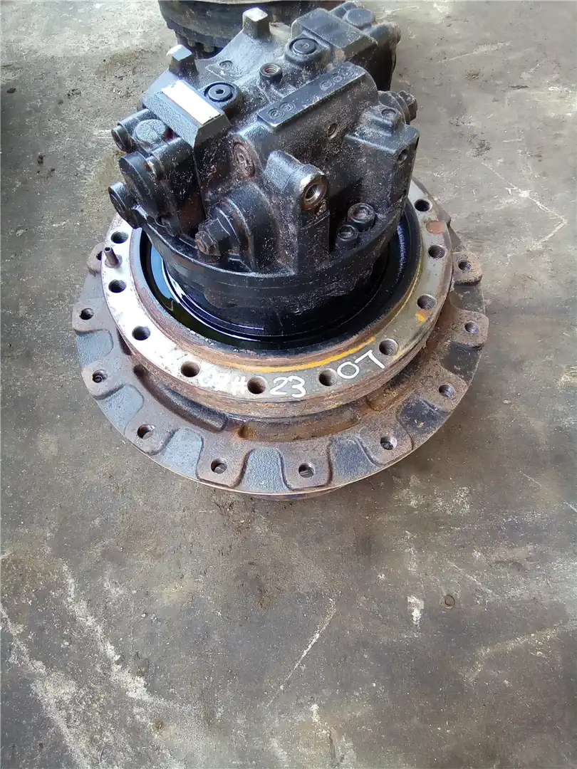 USED RH FINAL DRIV image 2
