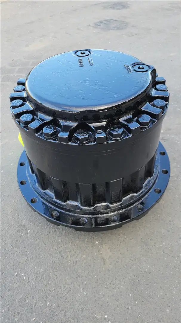 USED RH FINAL DRIV image 3