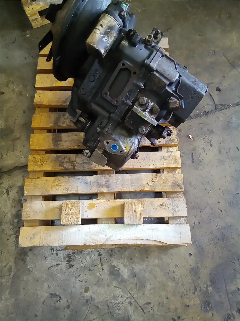 USED TRANSMISSION image 2