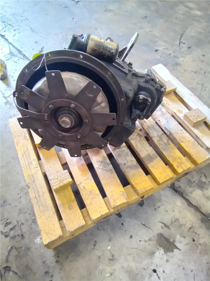 USED TRANSMISSION image 3