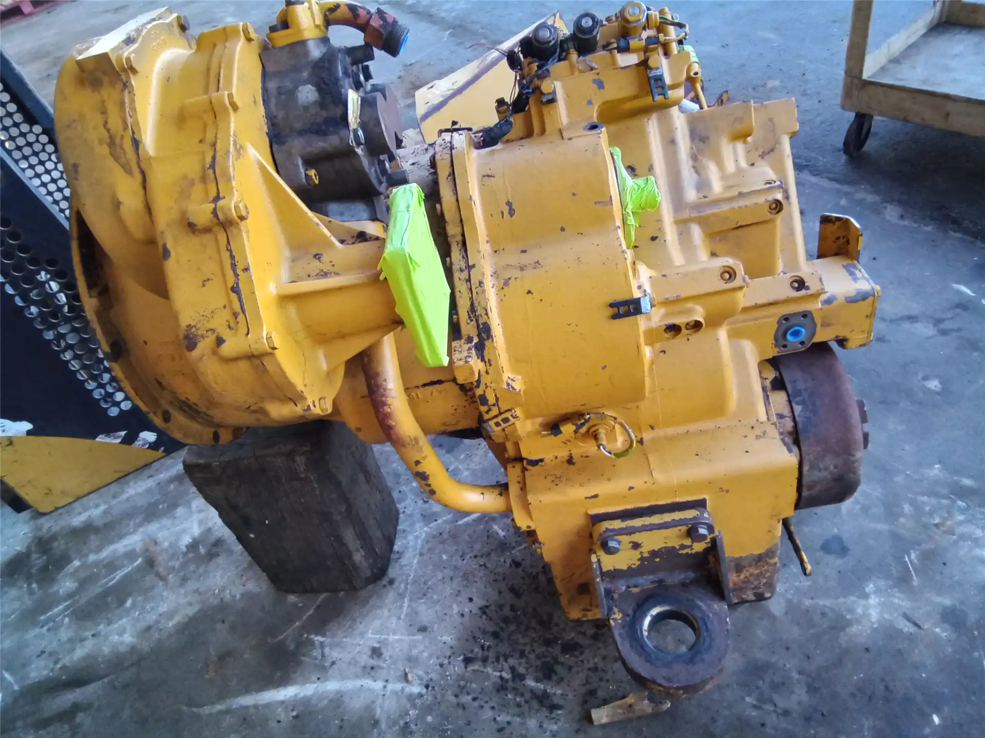 USED TRANSMISSION image 3