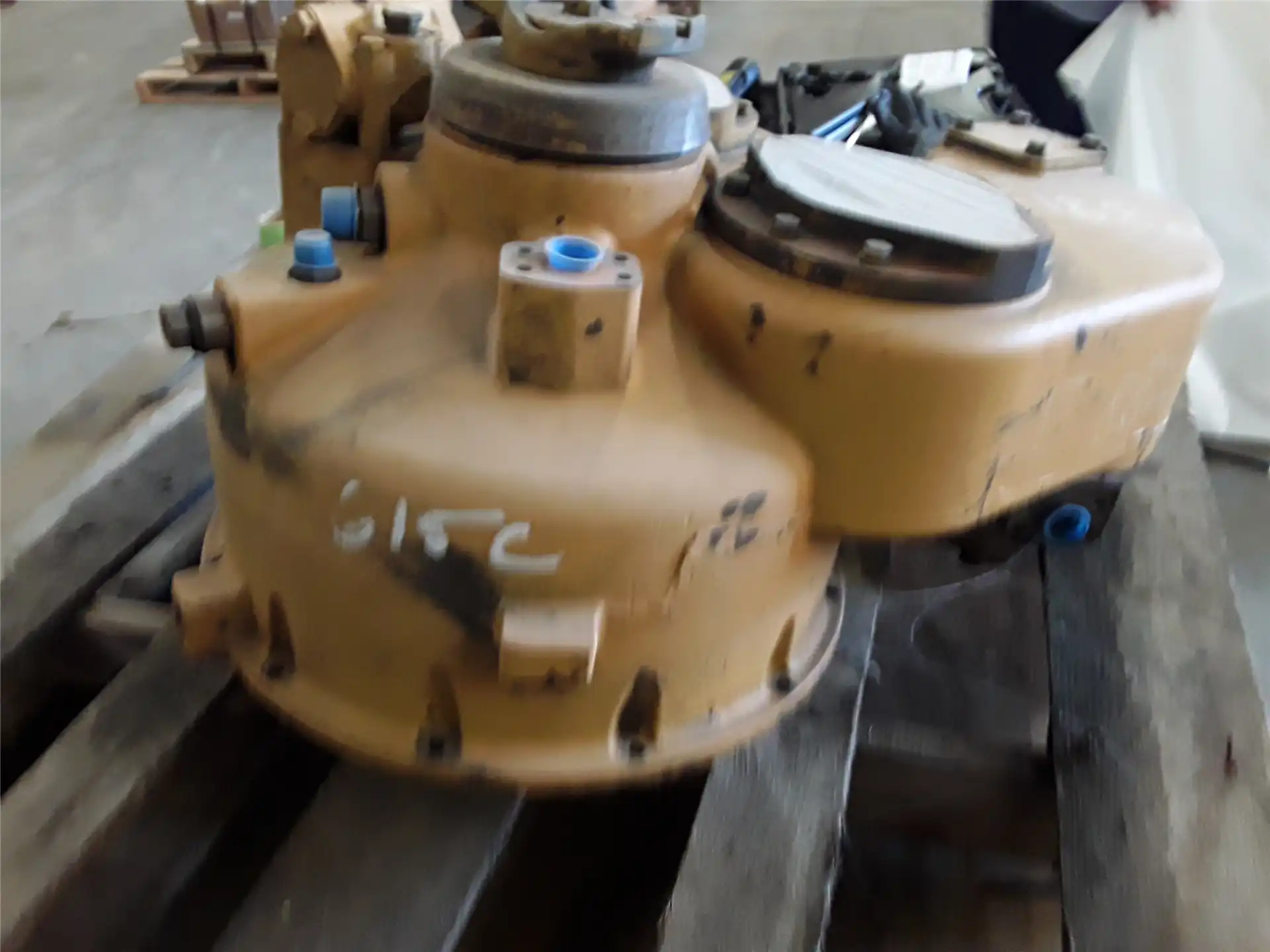 USED TORQUE CONVER image 2