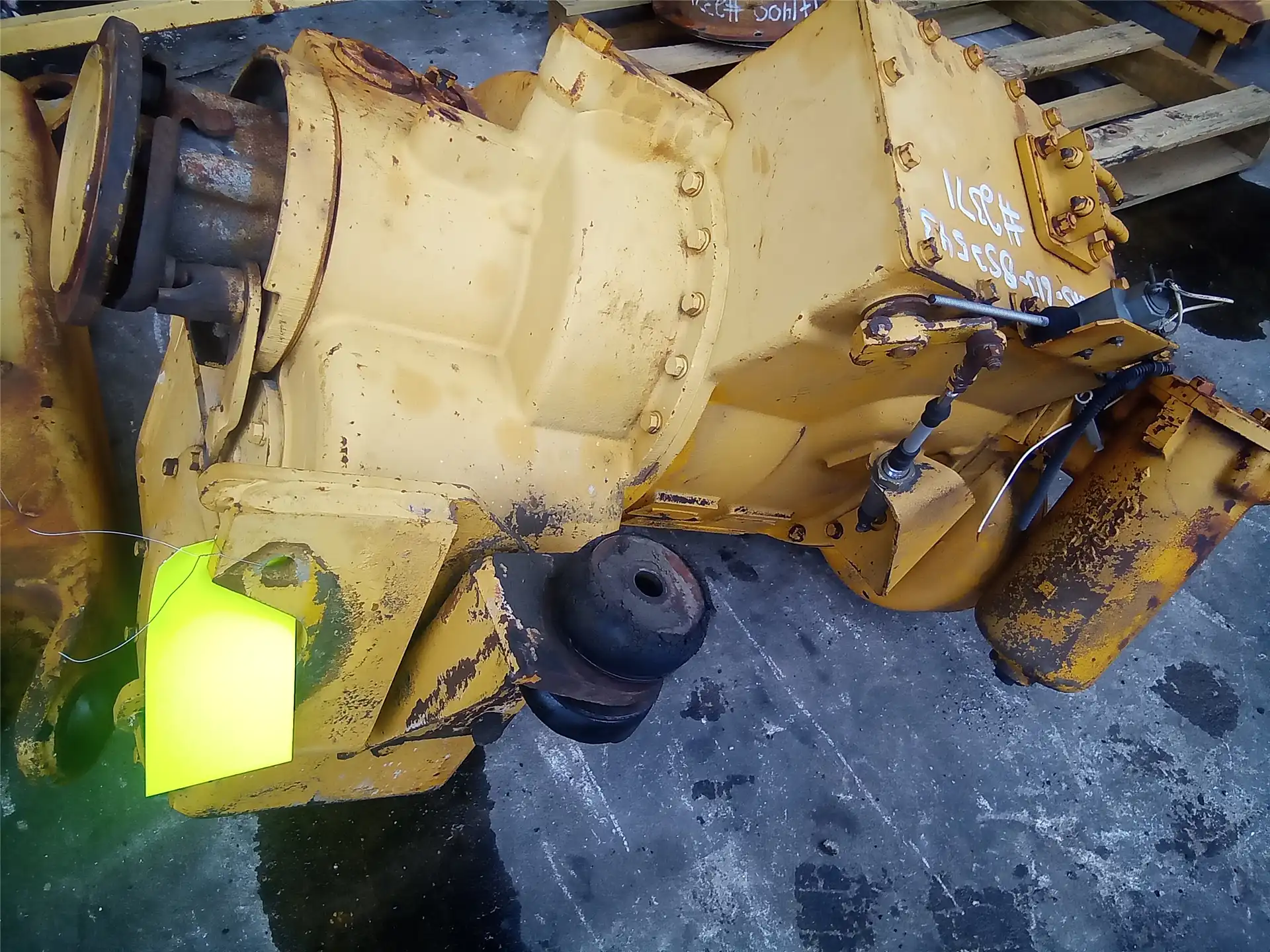 USED TRANSMISSION image 2