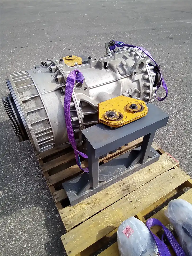 USED TRANSMISSION image 2