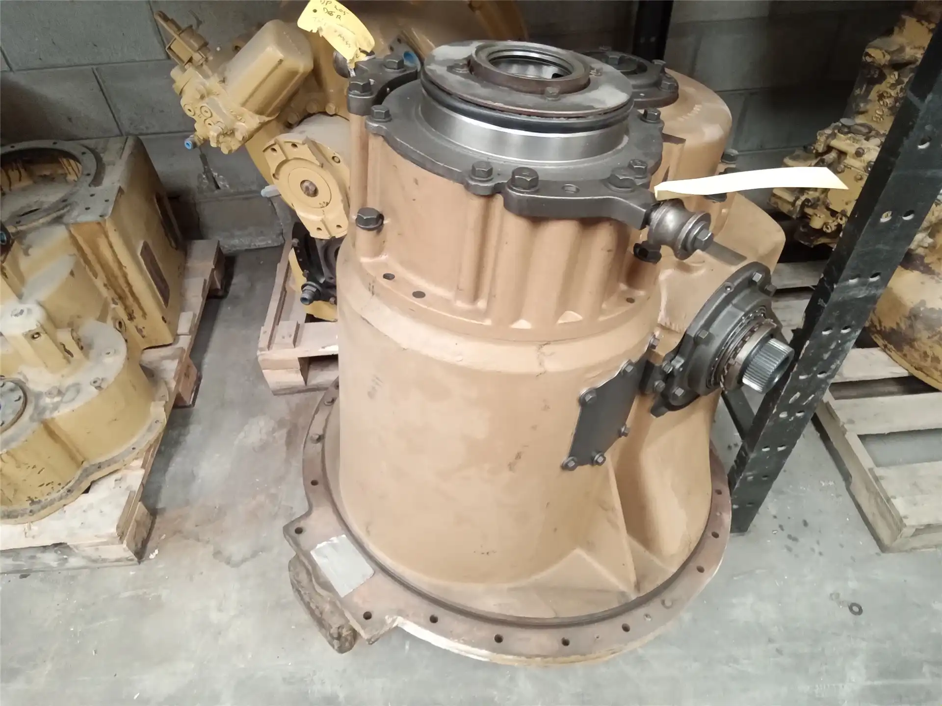 USED TRANSMISSION image 2
