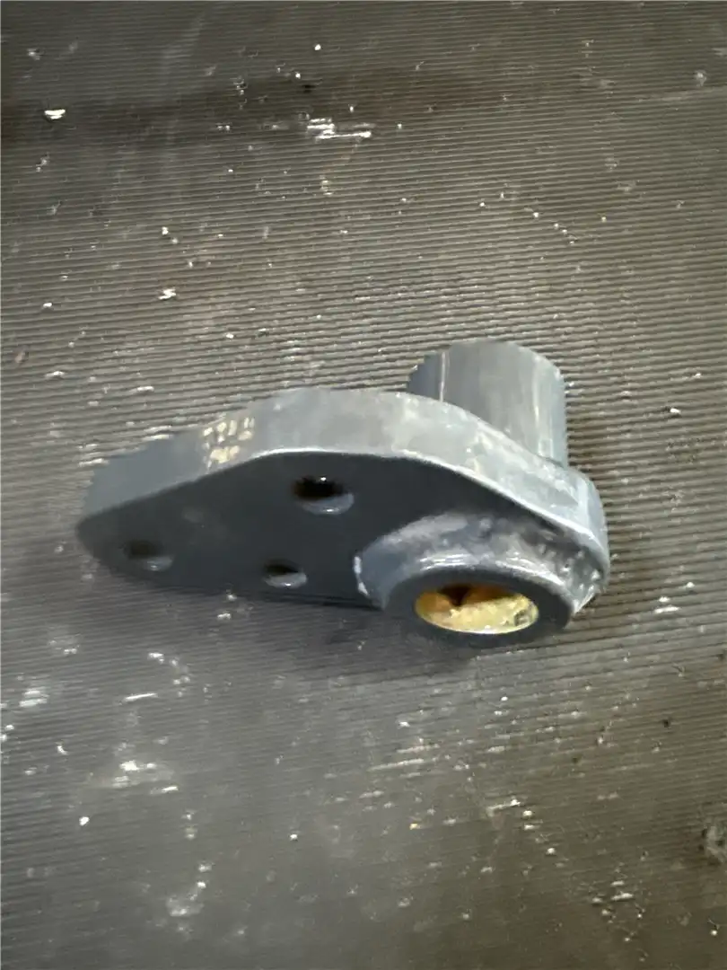 NEW BRACKET image 2