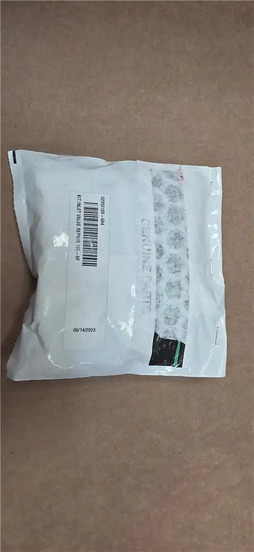 NEW KIT image 2
