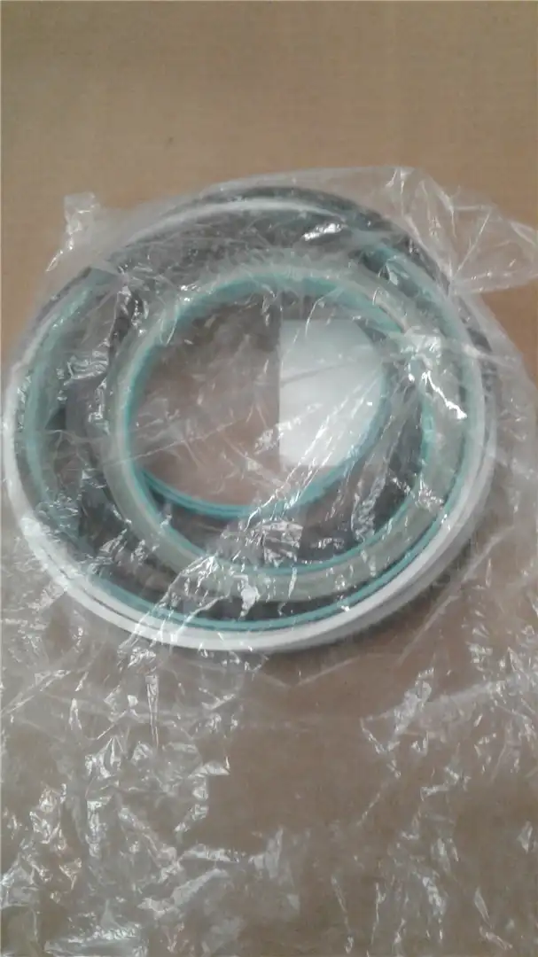 NEW GASKET SET indicator image 1