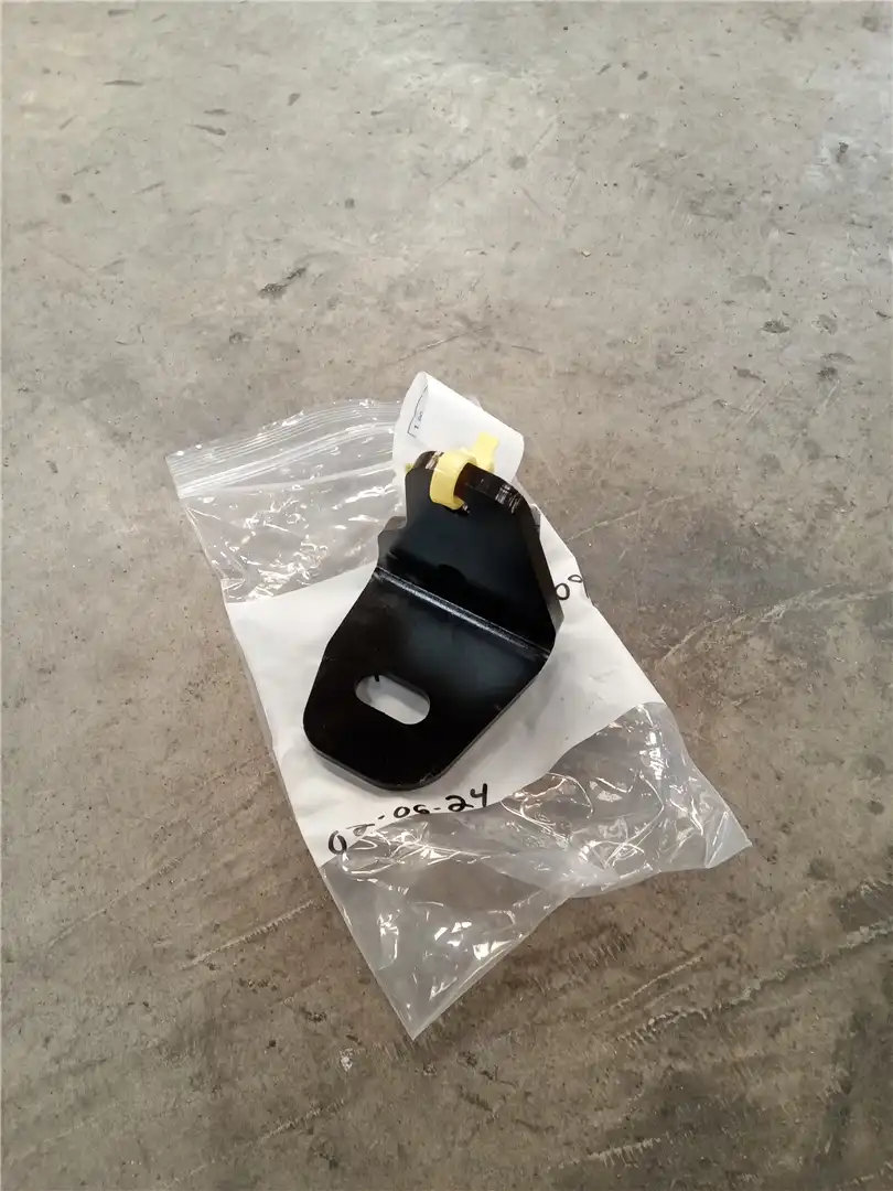 NEW ENGINE BRACKET indicator image 1