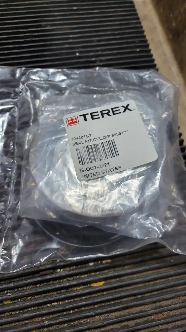 NEW SEAL KIT image 2