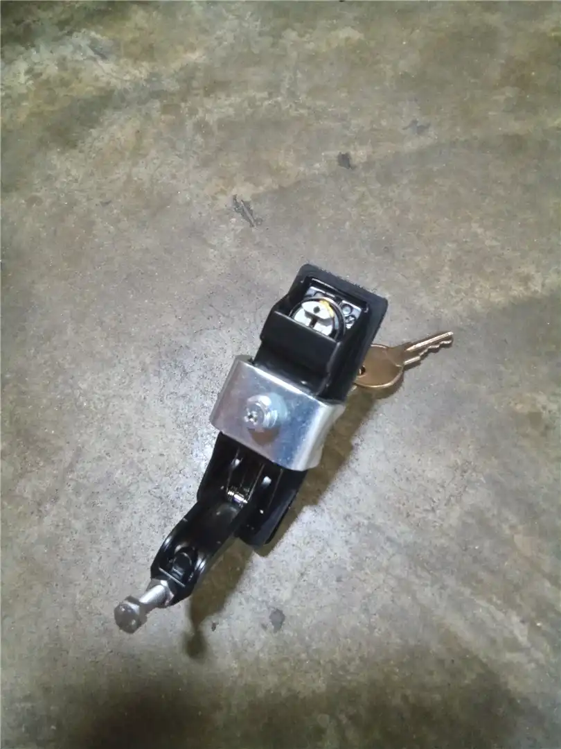 NEW LATCH image 2