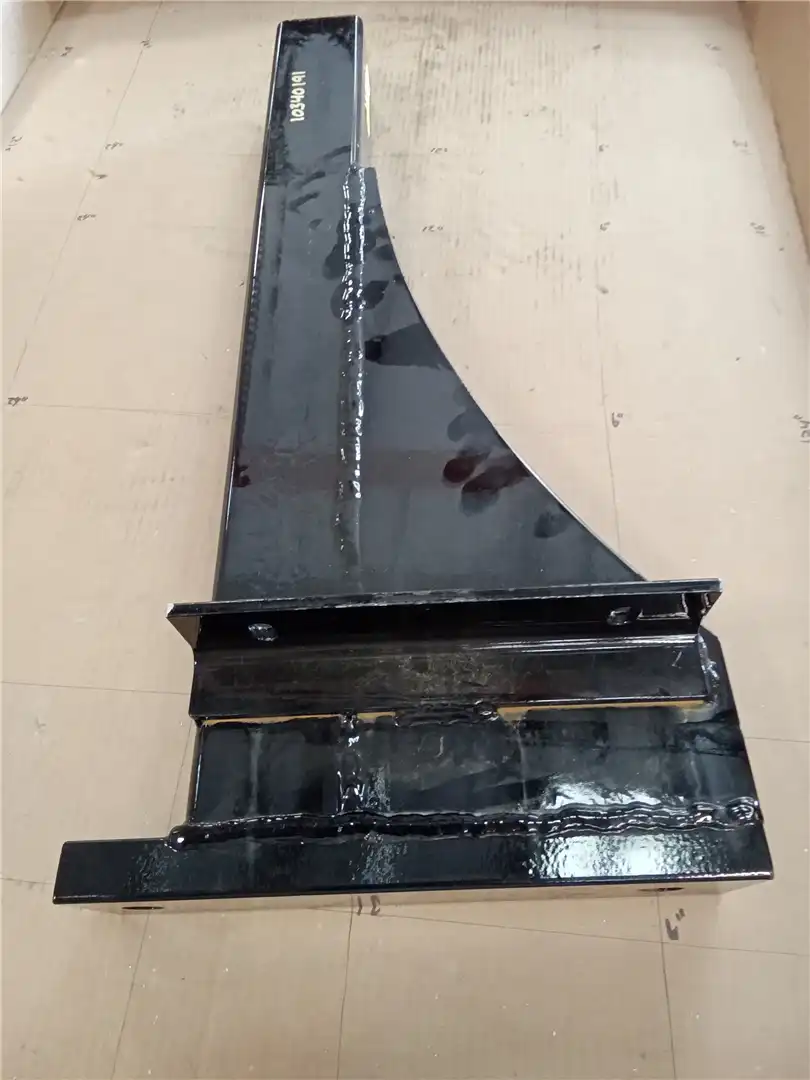 NEW RH CAB GUARD image 2